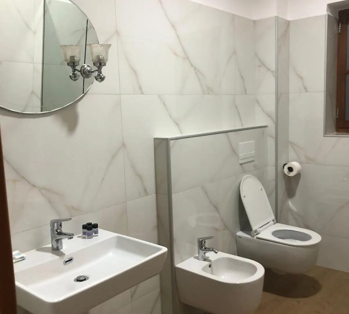 Hotel Kaso Ervehe Përmet